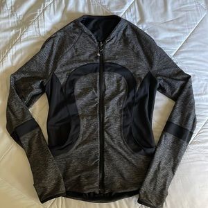 Lululemon Reversible Black Zippered Jacket with pockets both sides
